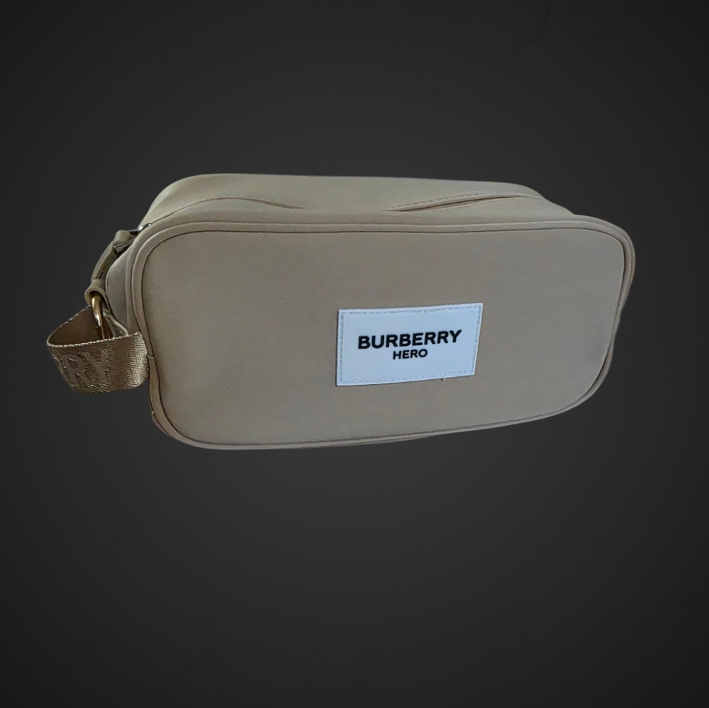 Burberry Hero Beige Toiletry Bag